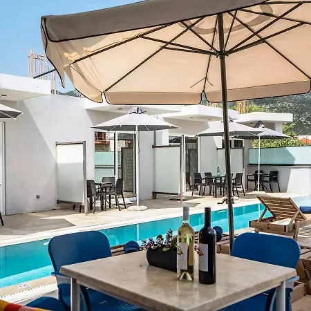Apartman Papatsas Center *