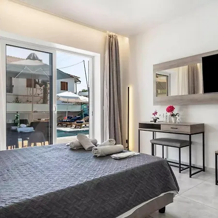 Papatsas Center Apartman *